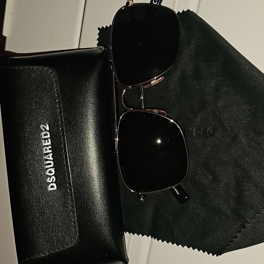 Dsquared aviators